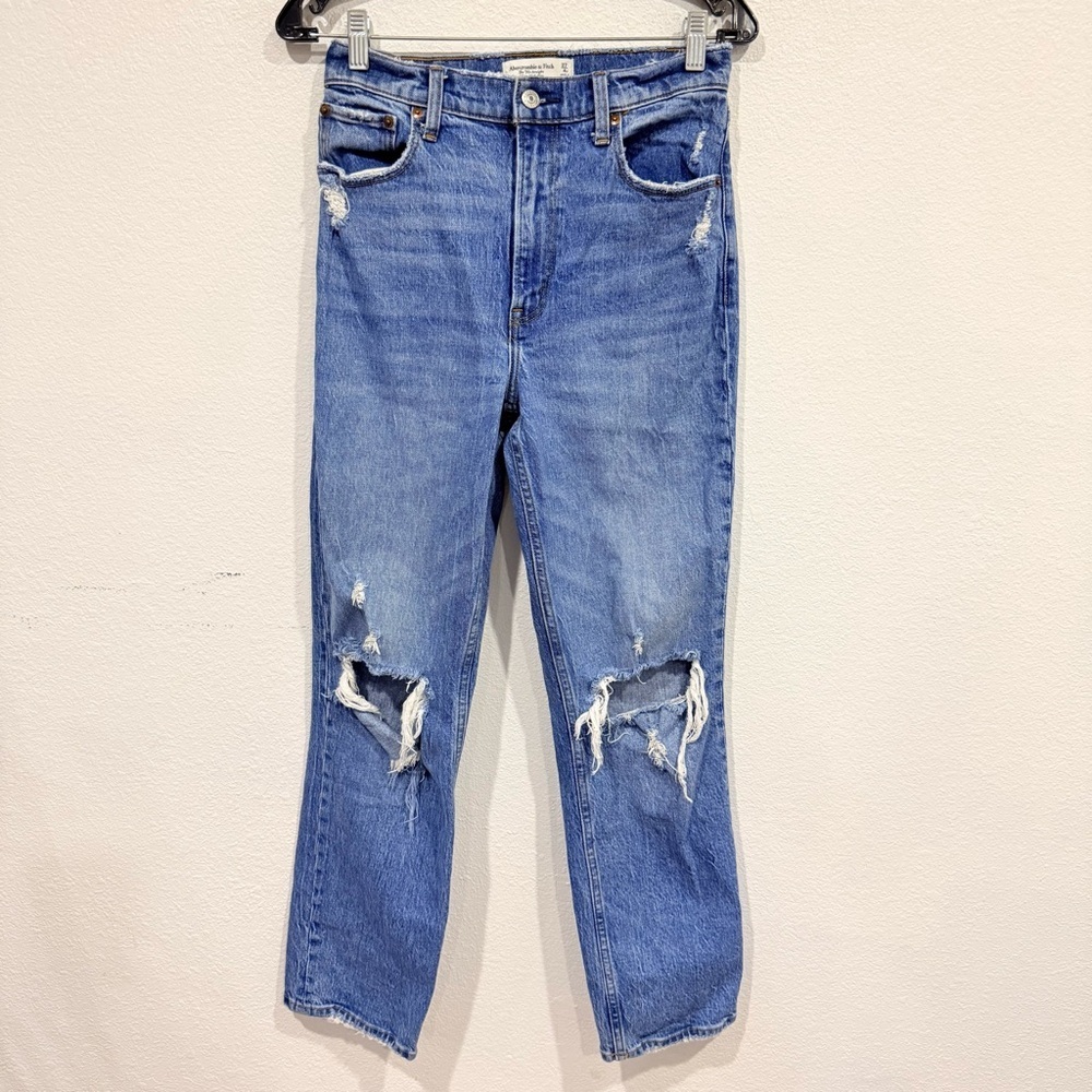 Abercrombie & Fitch Women’s Straight Leg Distressed Blue Jeans